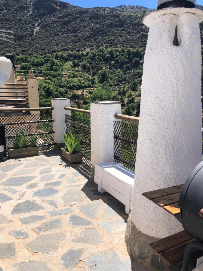 La Launa Apartamento Rural Trevélez Extérieur photo